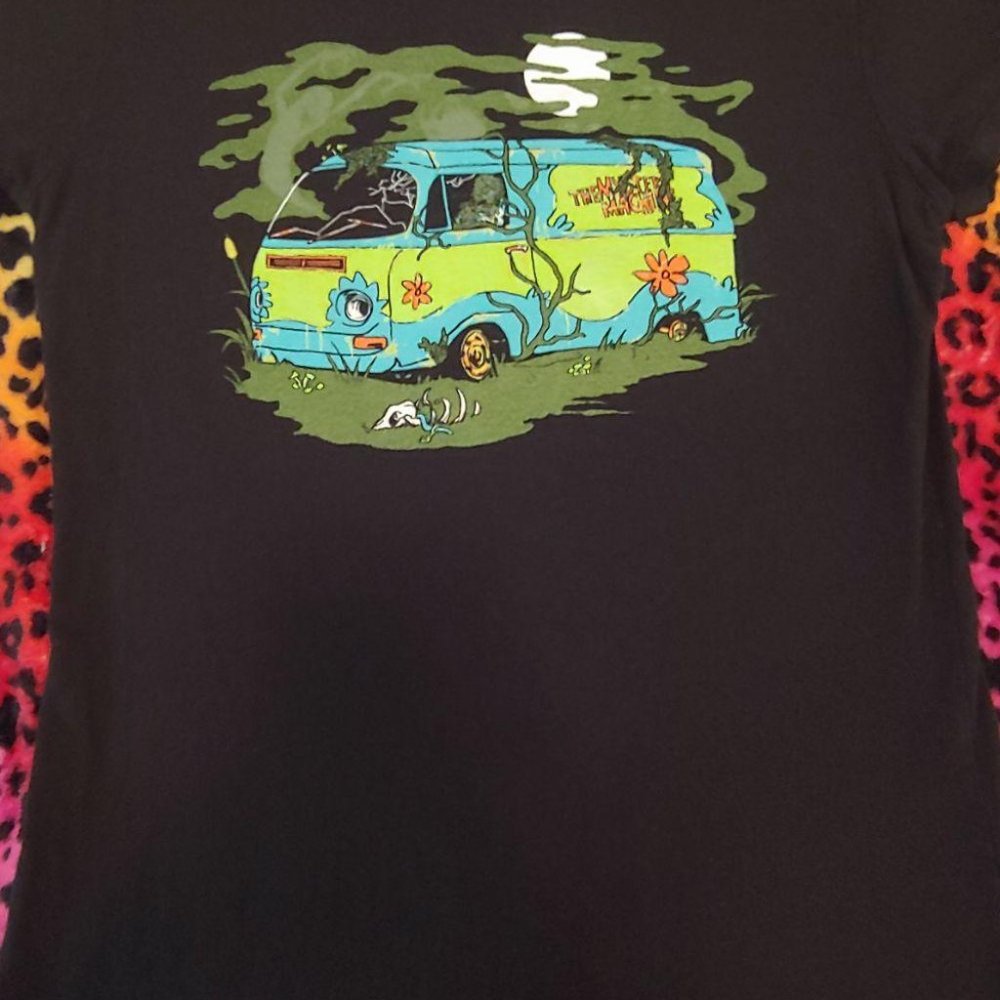 Scooby Doo Mystery Machine Glows Juniors Women XL